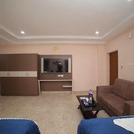 Sri Ganesh Grand Hotel Tirupati Luaran gambar