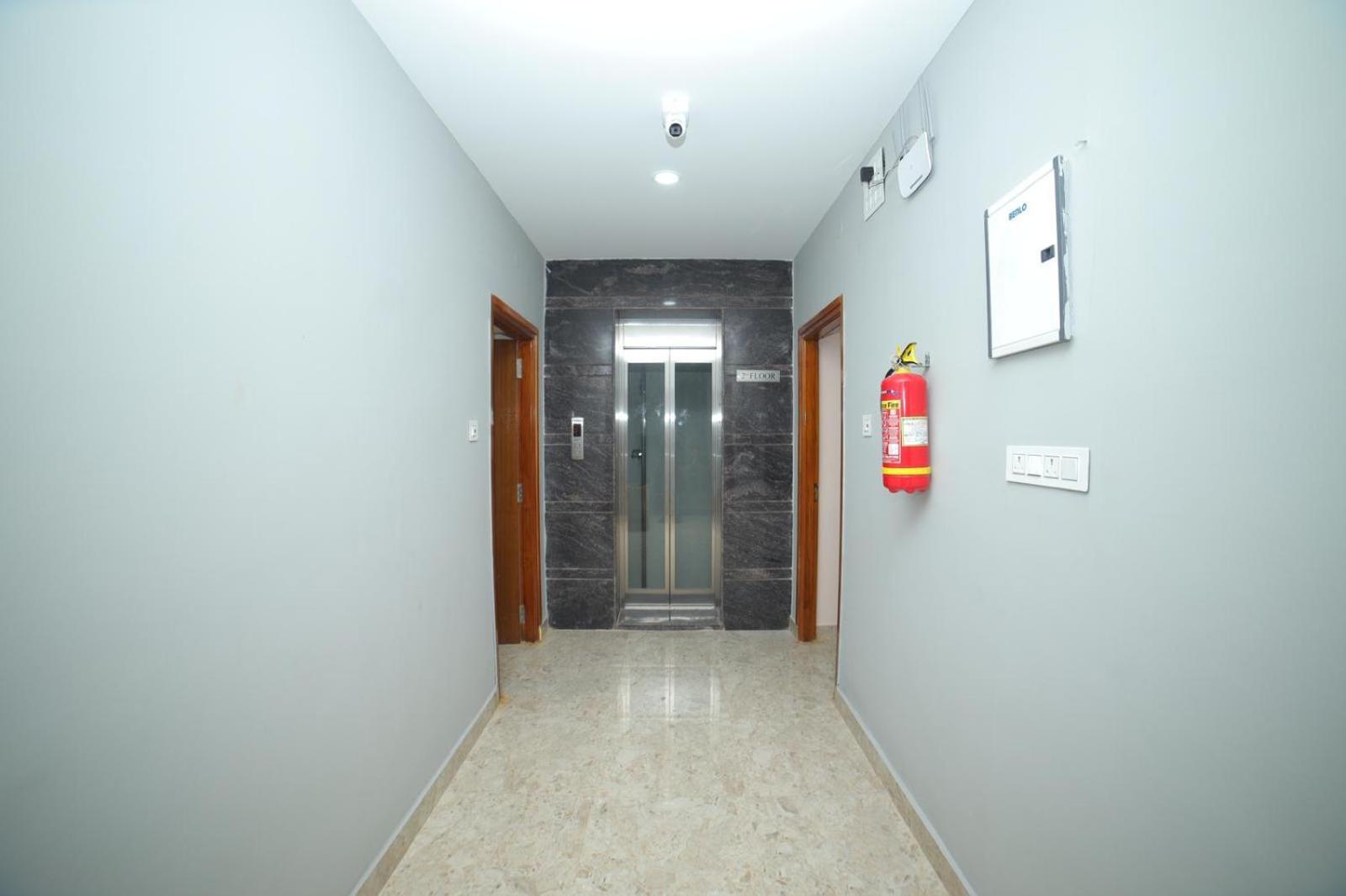Sri Ganesh Grand Hotel Tirupati Luaran gambar