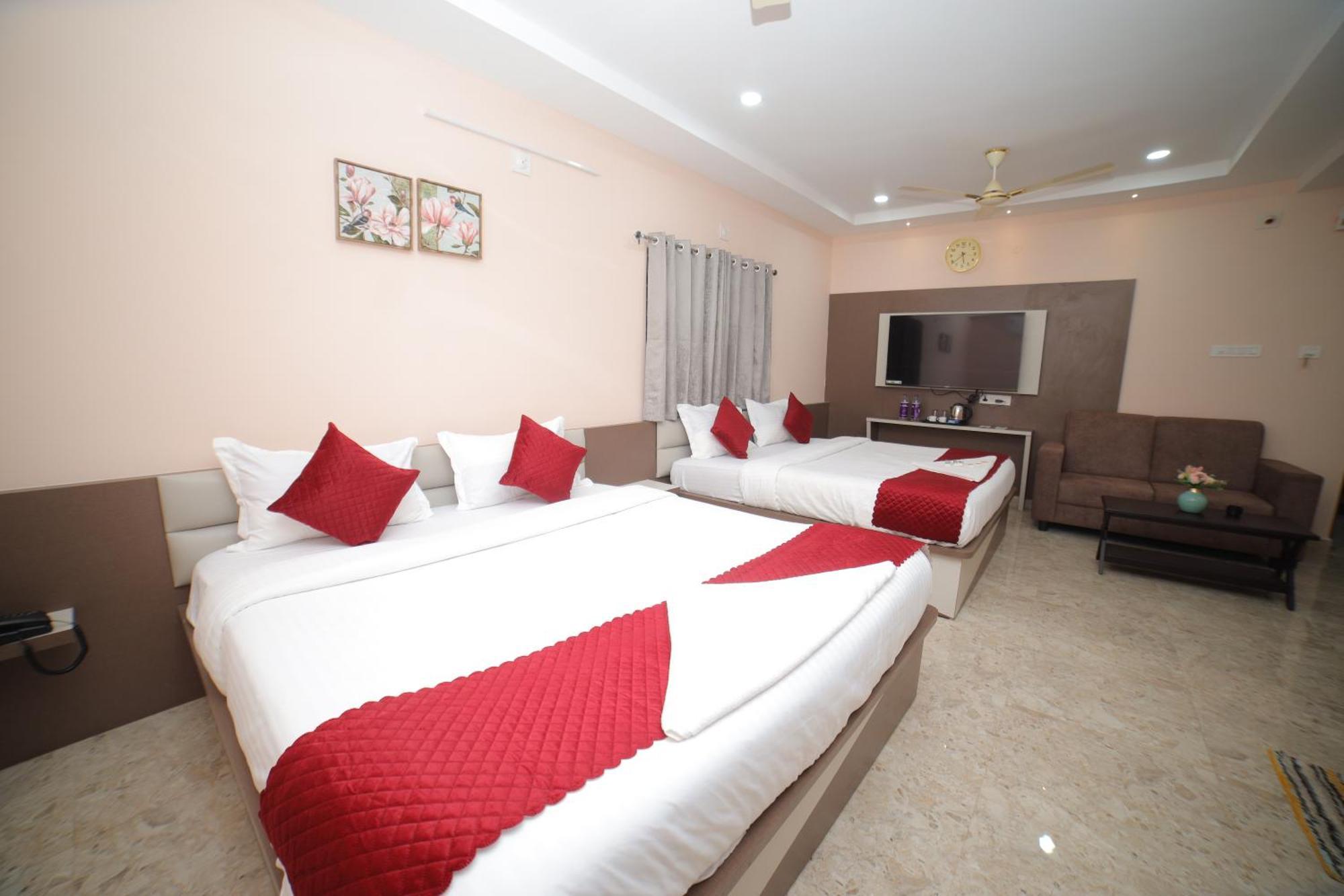 Sri Ganesh Grand Hotel Tirupati Luaran gambar